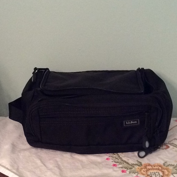 Small duffel and shaving tote - Picture 2 of 3